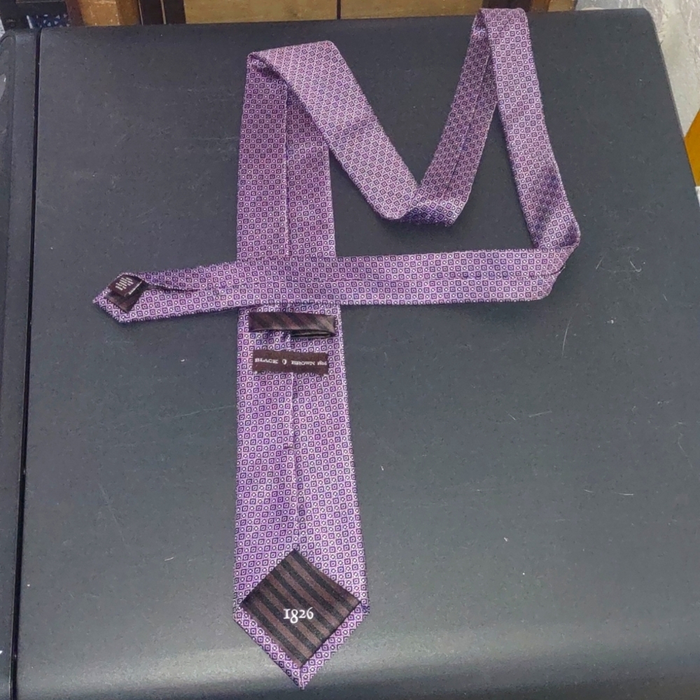 Black Brown 1826 pink patterned silk tie